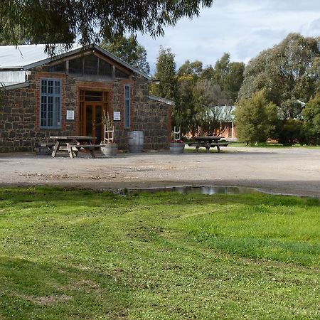 Summerfield Winery And Accommodation Pyrenees Exterior foto